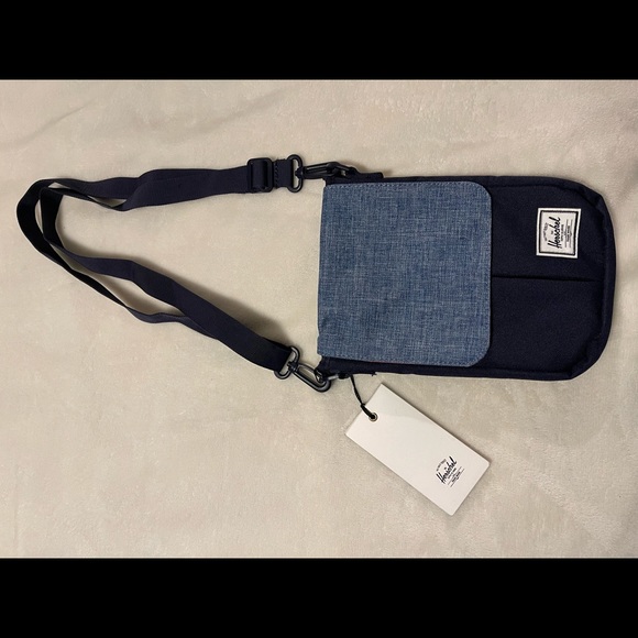 Herschel Supply Company Bags Herschel Pender Sleeve Poshmark